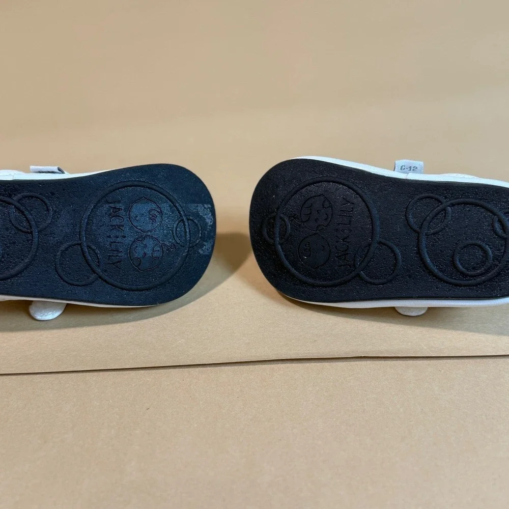 Jack & Lily White Leather Sneakers Baby Toddler Shoes Size 6-12‎ Months